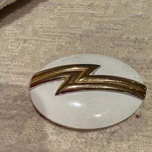 Monet VTG  Gold Lightning Bolt Zig Zag White Enamel Gold Tone Letter Brooch